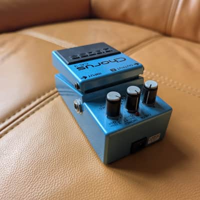 Boss CE-3 Chorus (Green Label - MIT) - Aug 1988 image 3