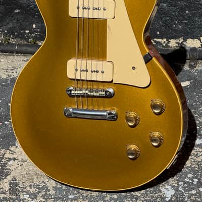 Gibson Les Paul Std. 1969 -stunning early '69 Gold Top featherweight example w/special features. image 3