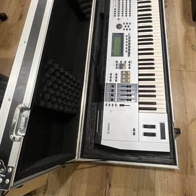Yamaha Motif ES 6 Production Synthesizer and Road Ready ATA Flight Case image 4