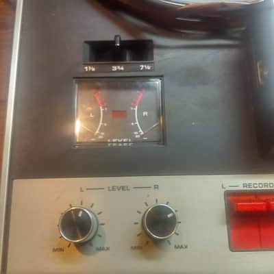 Realistic 999B 3-Head 3-Speed Stereo Reel-To-Reel / Tape Deck 1969 Retro image 2