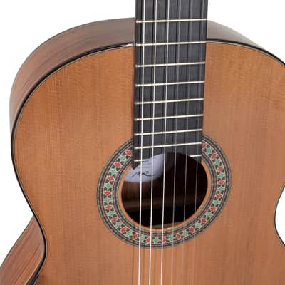 Manuel Rodriguez Superior A-C, Cedar/Bubinga 4/4, Gloss Acoustic Classical Guitar w/Armrest .501.300 image 4