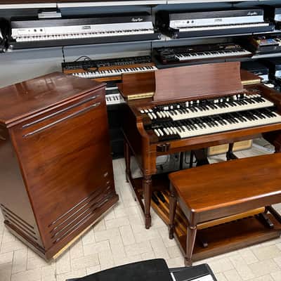 Hammond B3 with Leslie 122A image 2