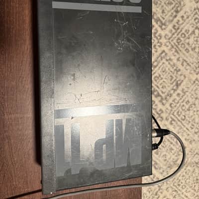 Trace Elliot Series 6 MP11 Preamp with MIDI Remote Footswitch image 4