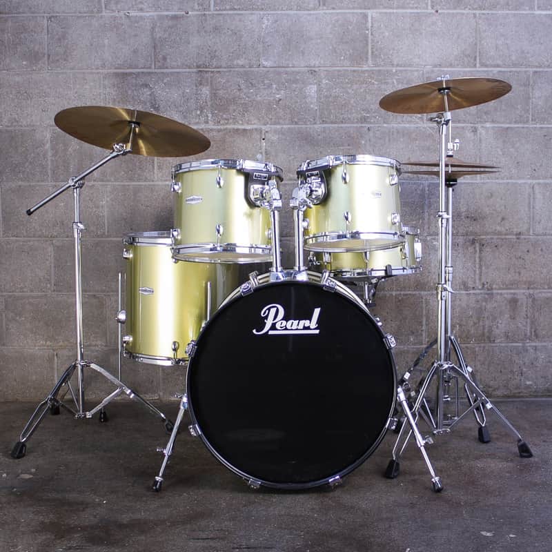 Pearl Forum 5 Piece Drum Set image 1