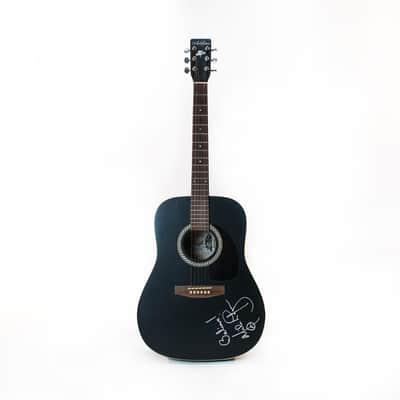Art & Lutherie Wild Cherry owned by Nils Lofgren image 3