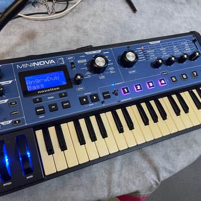 Novation MiniNova 37-Key 18-Voice Synthesizer | Reverb