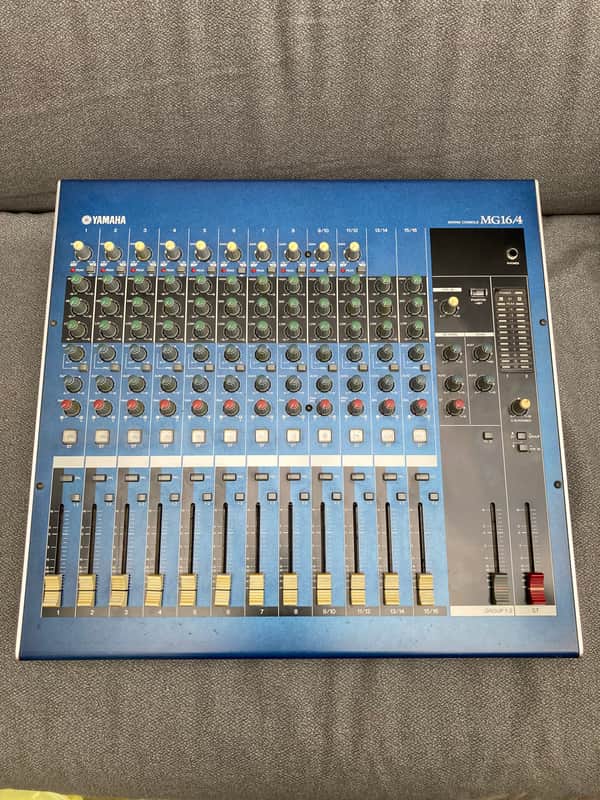 Yamaha MG16/4 Mixing Desk image 1