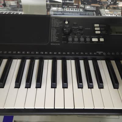 Yamaha PSR-E363 61-Key Portable Keyboard 2017 - Present - Local Pickup Only image 2