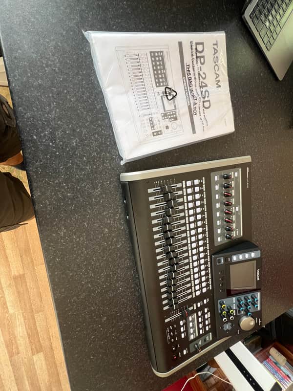(BRAND NEW)TASCAM DP-24SD 24-track Digital Portastudio 2015 - Present - Black image 1