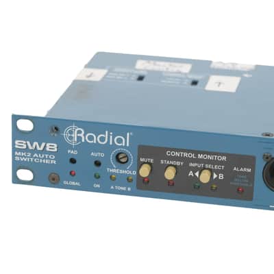 Radial SW8 Owned by Lord Huron image 4