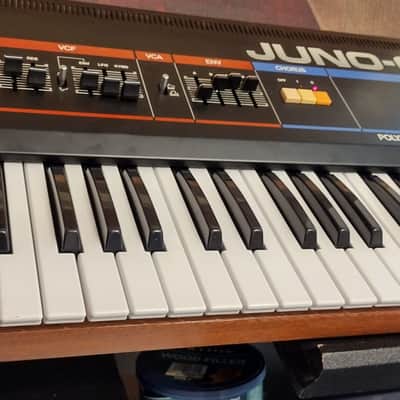 Roland Juno-6 1982 fully restored image 5