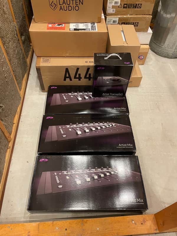 Lot of (3) Avid Artist Mixes + Transport