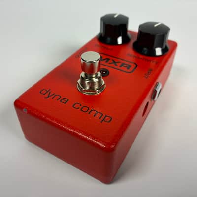 MXR M102 Dyna Comp 1995 - Present - Red image 4