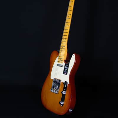 Fender American Professional II Telecaster, Maple FB, Sienna Sunburst image 6