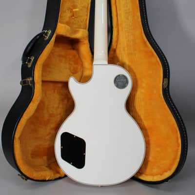 2024 Gibson Les Paul Custom Alpine White w/OHSC image 3