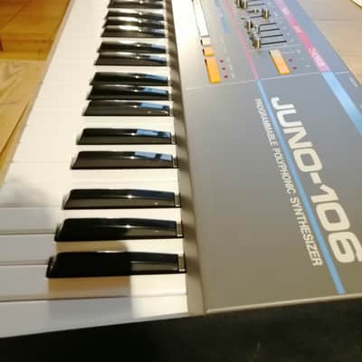 Roland Juno-106 61-Key Programmable Polyphonic Synthesizer 1984 - 1985 - Black image 1