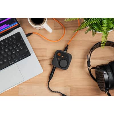 IK Multimedia ARC ON-EAR Headphone Amplifier and DAC image 3