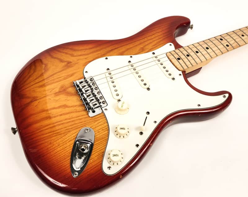 Fender Stratocaster with Maple Fretboard 1979 - 1981 - Sienna Sunburst image 1