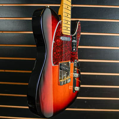 Fender American Professional II Telecaster MN 3 tone Sunburst 7lb 9.8oz US210062416 image 11