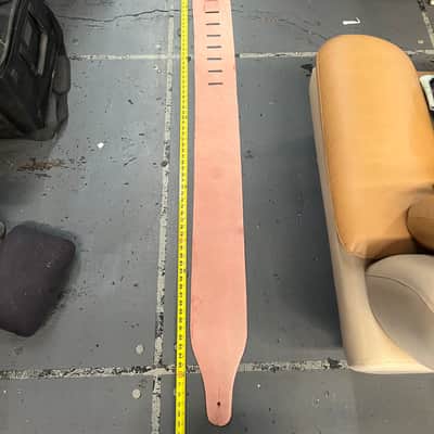 Huge Guitar strap 2010/2020s - Salmon pink image 1