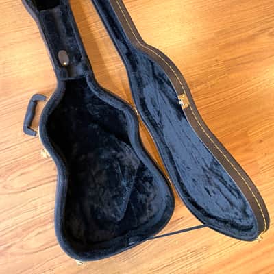Guitar Hardcase For Stratocaster Style Electric Slim Compact Fitted Shaped & Rugged!  Excellent condition! image 2