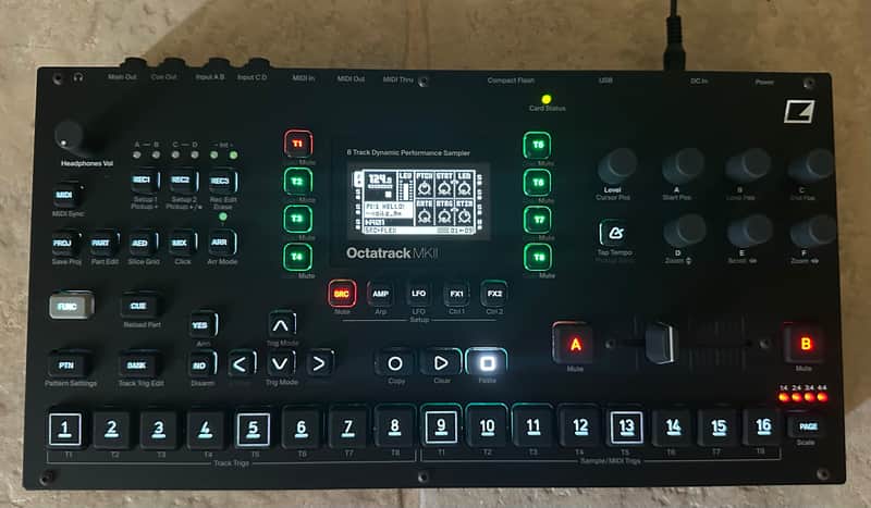 Elektron Octatrack MKII 2022 excellent condition image 1