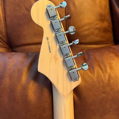 Fender Eric Clapton Artist Series Stratocaster with Vintage Noiseless Pickups 2001 - Present Olympic White image 10