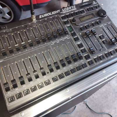 Complete stage lighting set...Osram, Chauvet, Odyssey...Behringer various..... Behringer light board , chauvet lighting packs late 90's, early 2000"s - black and silver