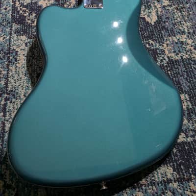 Fender Vintera '60s Jaguar with Pau Ferro Fretboard & Mastery Bridge image 5