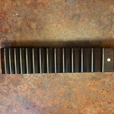 Charvel 1987 Pointy Headstock Scalloped Neck image 5