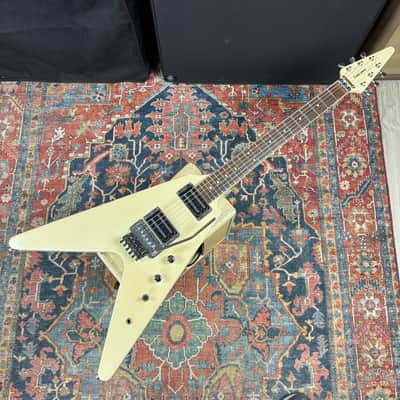 Fernandes Flying V Model BSV-70 Short Scale Heavy Metal Version - 1985 image 13