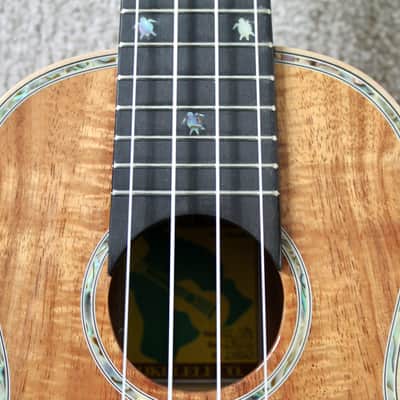 Big Island Ukulele Co. Solid Koa Deluxe Soprano Abalone Inlay KX-SPG W/ Carrying Case image 14