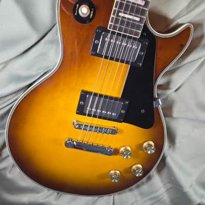 Vintage Montaya/Memphis LP-2 Les Paul Lawsuit with case image 3