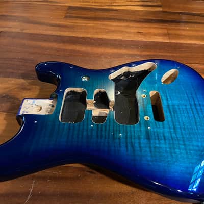 Fender Player Strat Stratocaster Flame Maple Plus Top Blueburst Alder Body 4 lb 5 oz image 1