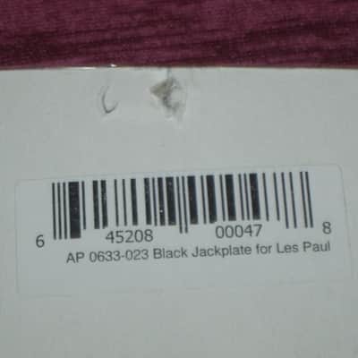 new in package Allparts AP-0633-023 Black Plastic Square Jackplate for Les Paul (this item is packaged by the manufacturer WITHOUT the screws - but I AM including screws), Allparts AP-0633-023 Black Plastic Square Jack Plate image 15
