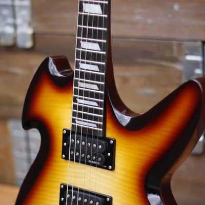 The Alternative Guitar Company Mal n' Sal 2000s - Sunburst image 6