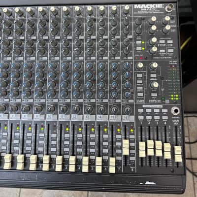 Mackie 1604 VLZ PRO 16 Channel 4 Bus Mixing Console - tested MADE IN USA (5211) image 5