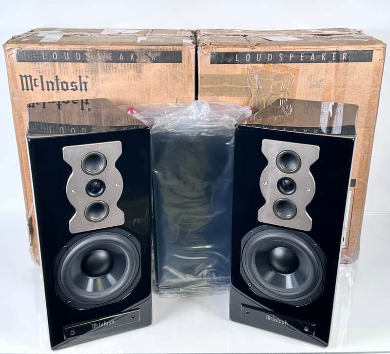 McIntosh XR50 Bookshelf Audiophile Speaker (Pair) image 1