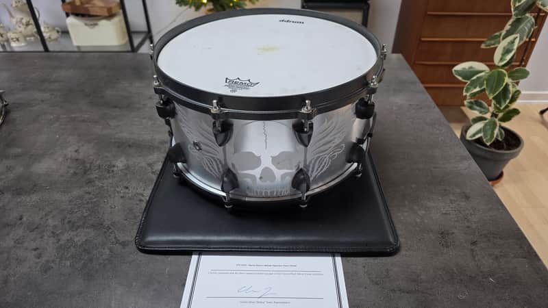 VINNIE PAUL'S PROTOTYPE Megadeth Shawn Drover Heavy Hitter Signature Custom USA Snare Studio Album Recorded - Artist Owned by Legendary Pantera Drummer Vinnie Paul Limited Edition Signed COA Dime Dimebag Darrell Metal Memorabilia Bild 1