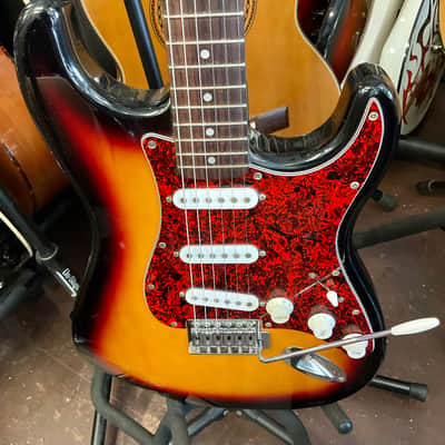 Fender Squire Strat - Sunburst image 1