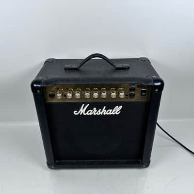 Marshall MG MG15DFX 2-Channel 15-Watt 1x8" Solid State Guitar Combo image 2