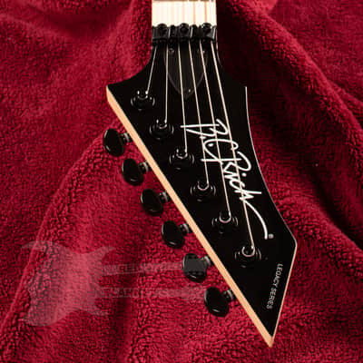 B.C. Rich Gunslinger Retro II with Floyd Rose - Candy Red image 4