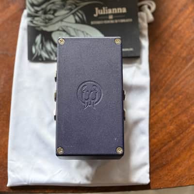 Walrus Audio Julianna Deluxe Chorus / Vibrato 2020 - Present - Blue image 5
