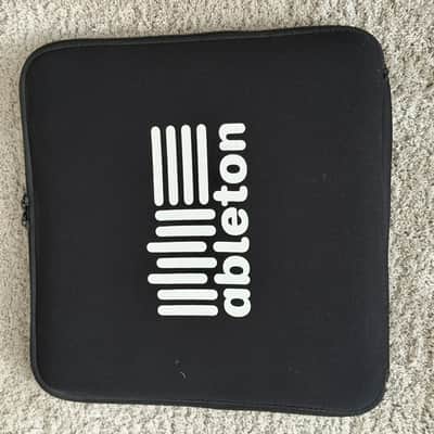 Novation Launchpad 2010’s - Black image 9