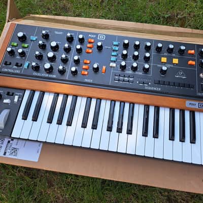 Behringer Poly D Synthesiser (MiniMoog Clone) image 2