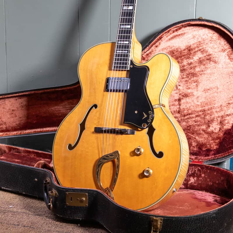 1963 Guild A-500 B Natural