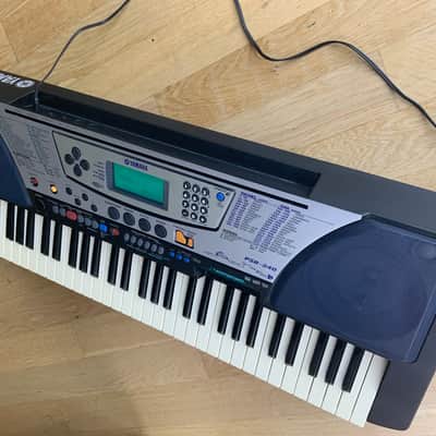 Yamaha PSR 340 keyboard synth image 5