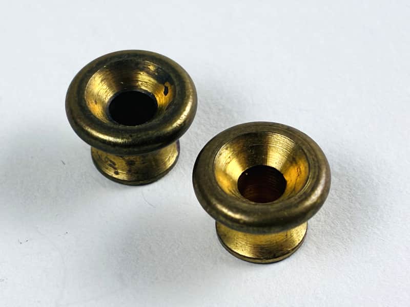 Gibson Vintage Brass Strap Button Bushings – Late 60s imagen 1