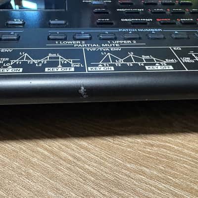 Roland D-05 Boutique Synthesizer w/ Roland K-25M Keyboard for Boutique Synths Bild 3