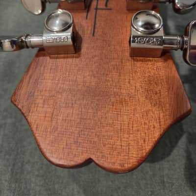 Epiphone Tom DeLonge Signature ES-333 2008 - 2019 - Brown with Cream Stripe image 9